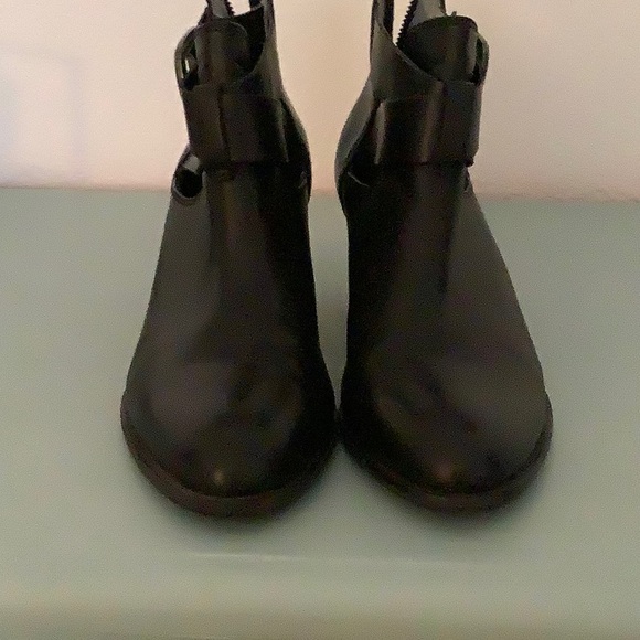 Vionic women’s upright, Rory Ankle Boot Black Size 8.5 - Picture 3 of 10